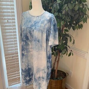 Old Navy Blue and White Tie-dye shirt sleeve  cotton Mini Dress